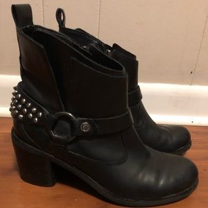 Guess black leather harness booties size 6